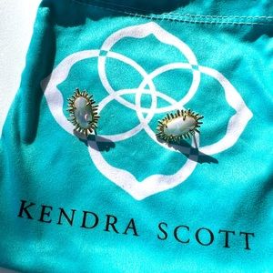 Kendra Scott white iridescent stud earrings
